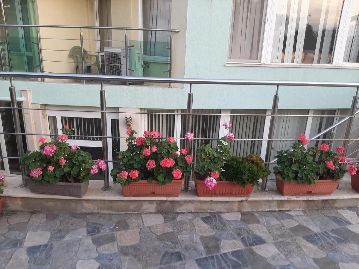Family Hotel Coral Sozopol Buitenkant foto