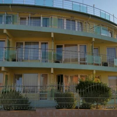 Family Hotel Coral Sozopol Buitenkant foto
