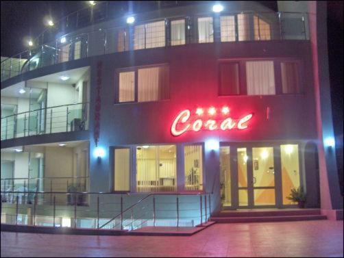 Family Hotel Coral Sozopol Buitenkant foto