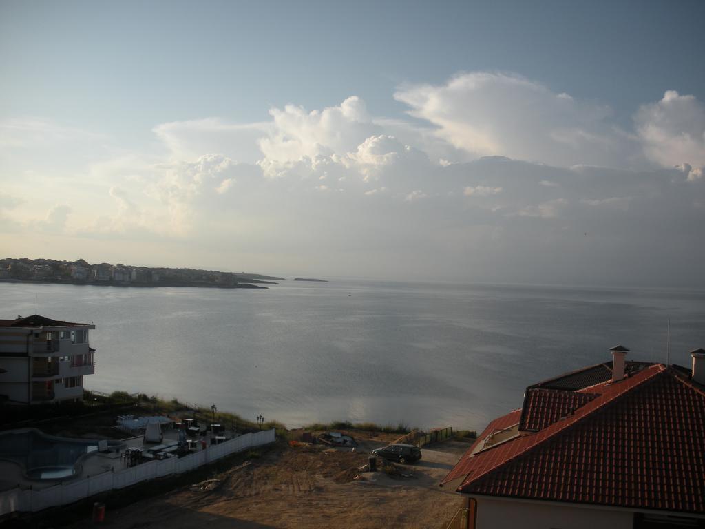 Family Hotel Coral Sozopol Buitenkant foto
