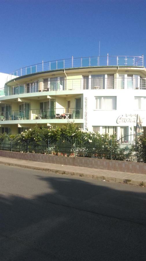 Family Hotel Coral Sozopol Buitenkant foto